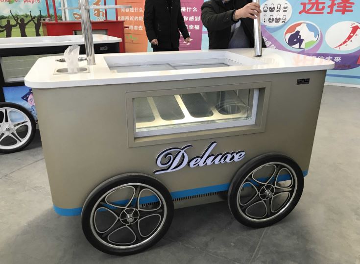 chariot de crème glacée ice cream cart
